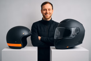 Halbhelm vs. Integralhelm im direkten Vergleich